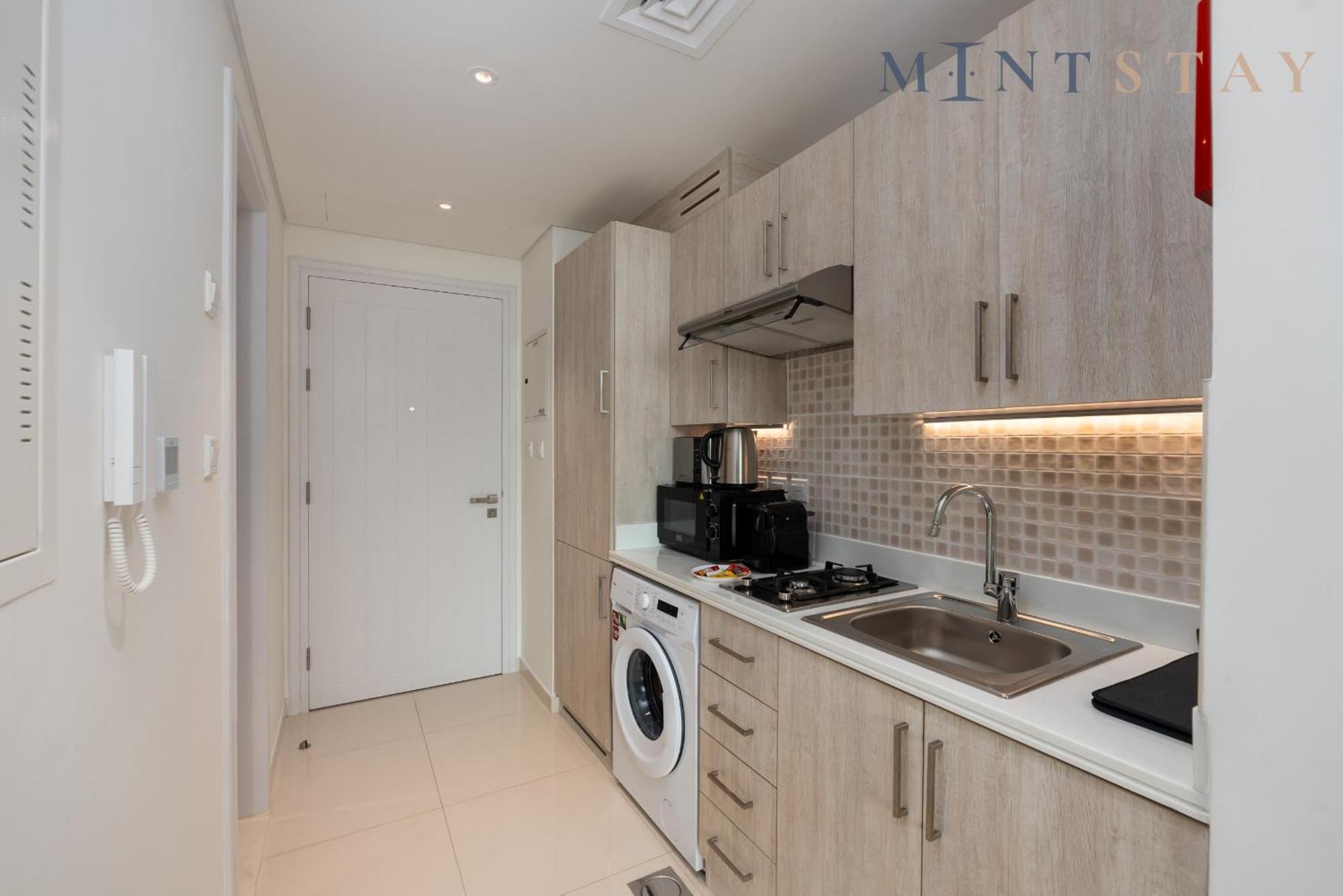 Seven Palm, Palm Jumeirah - Mint Stay Dubai Exteriör bild