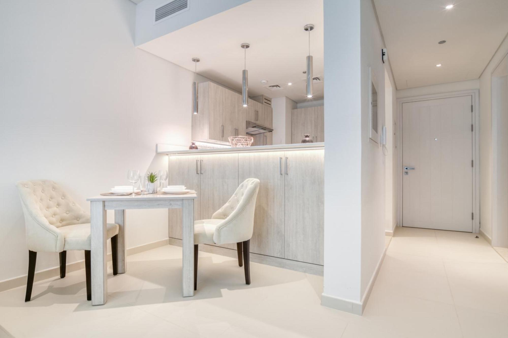 Seven Palm, Palm Jumeirah - Mint Stay Dubai Exteriör bild