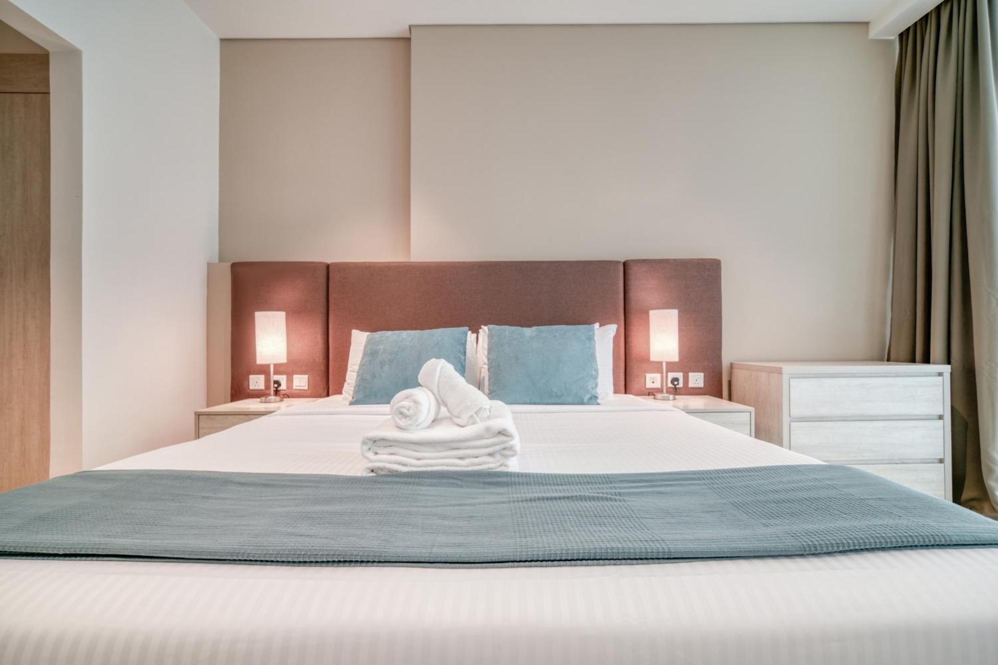 Seven Palm, Palm Jumeirah - Mint Stay Dubai Exteriör bild